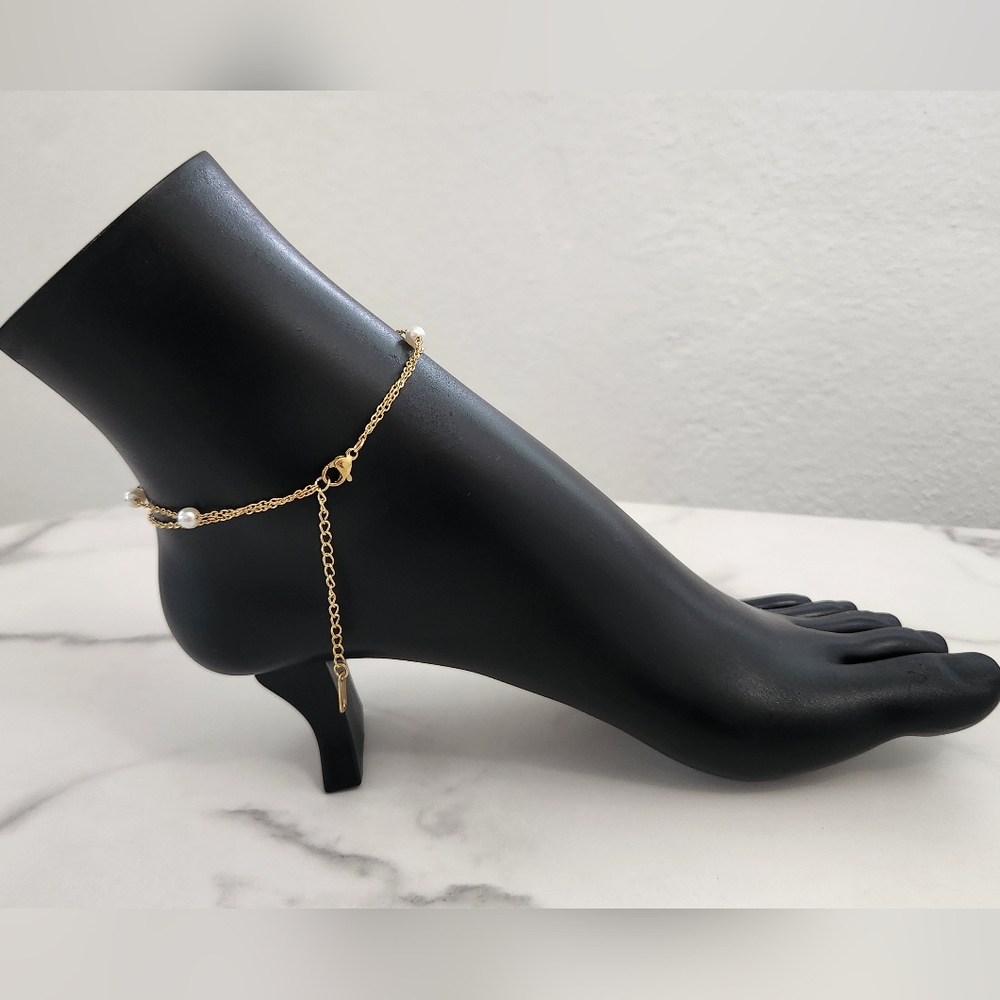 Gold Plated Butterfly Artificial Pearl Layered Design Anklet - Picture 7 of 13